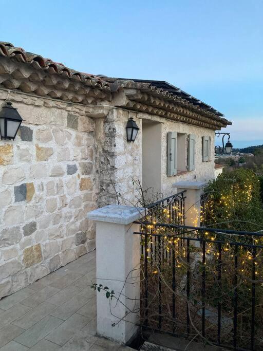 ラ・コル・シュル・ルーAgreable Chambre D'Hotes Avec Vue Sur Les Collinesアパートメント エクステリア 写真